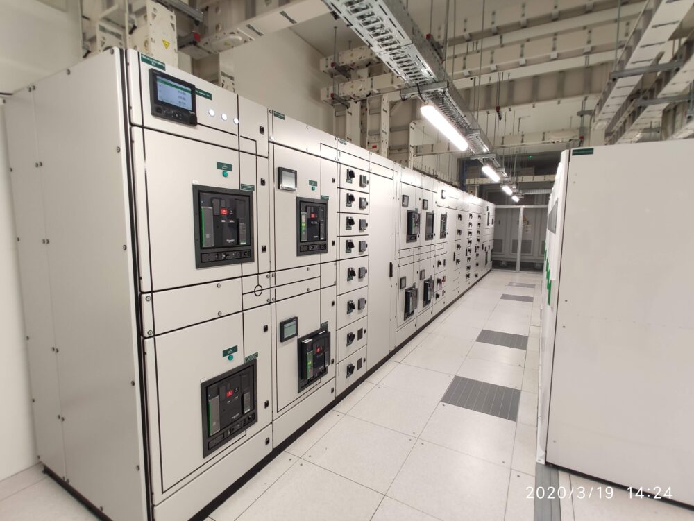 Mercury delivers Interxion FRA15 Switchroom